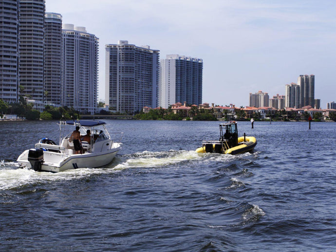 Sea Tow vs BoatUS: What's the Difference?
